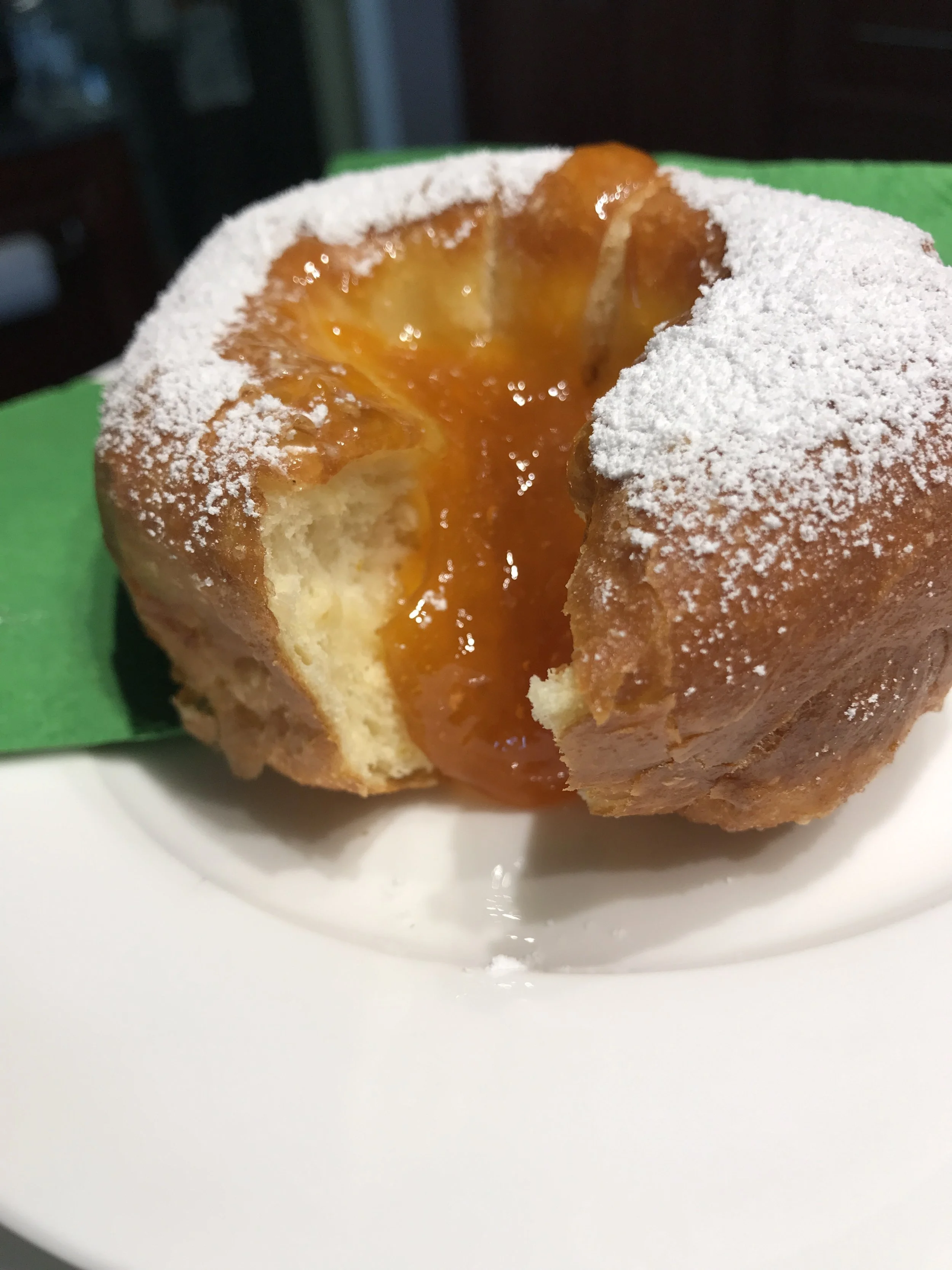 Traditional Hungarian Doughnut (Farsangi Fank)