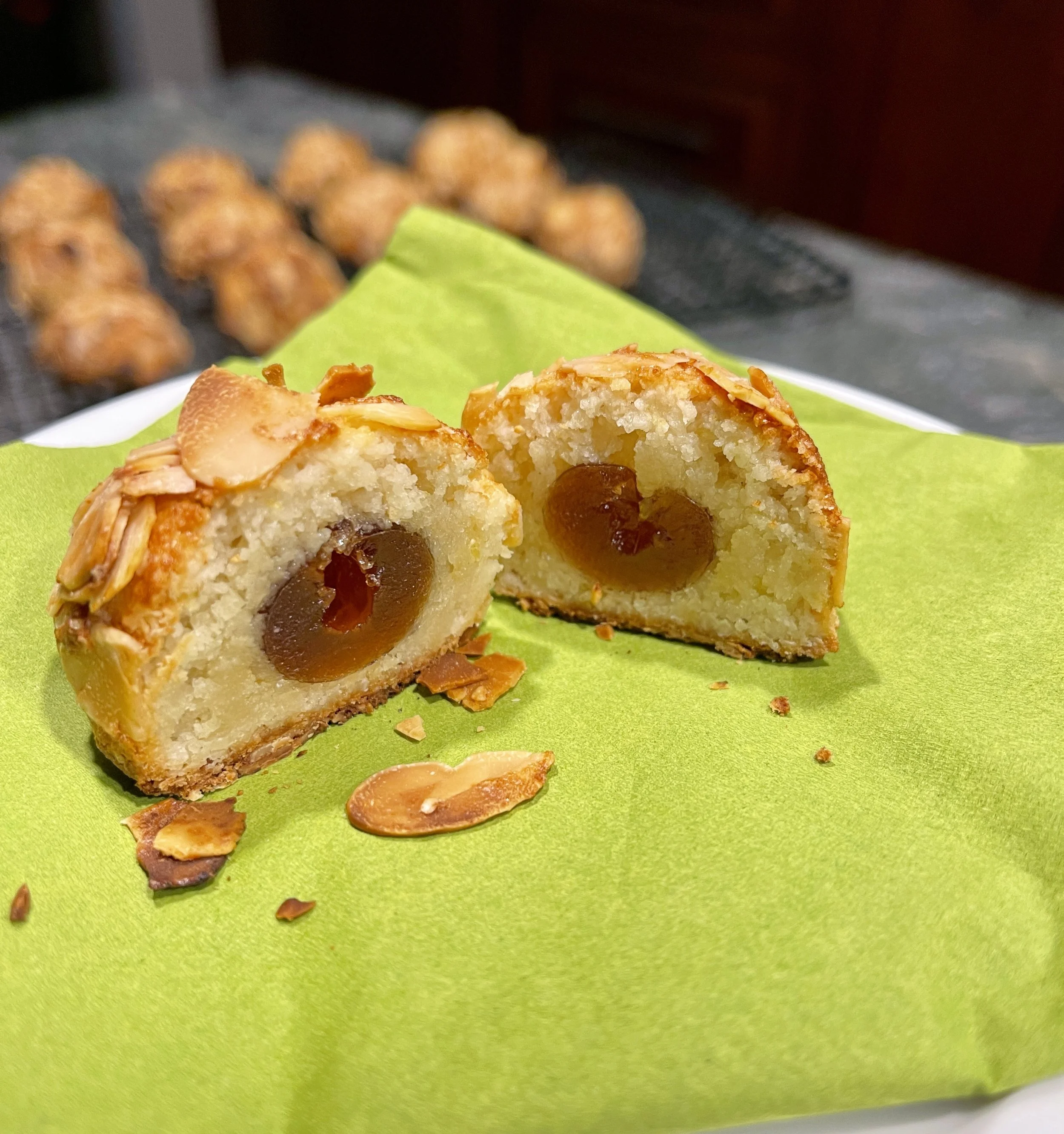 Ricciarelli - Italian Almond Cookies