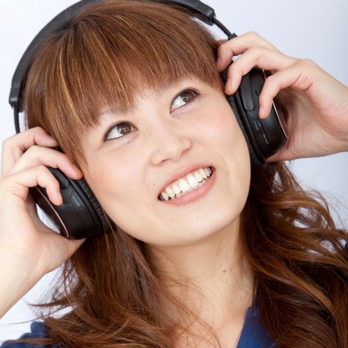 Audio is formatted in mono so both you and your cohost can be heard in both ears of your listeners.