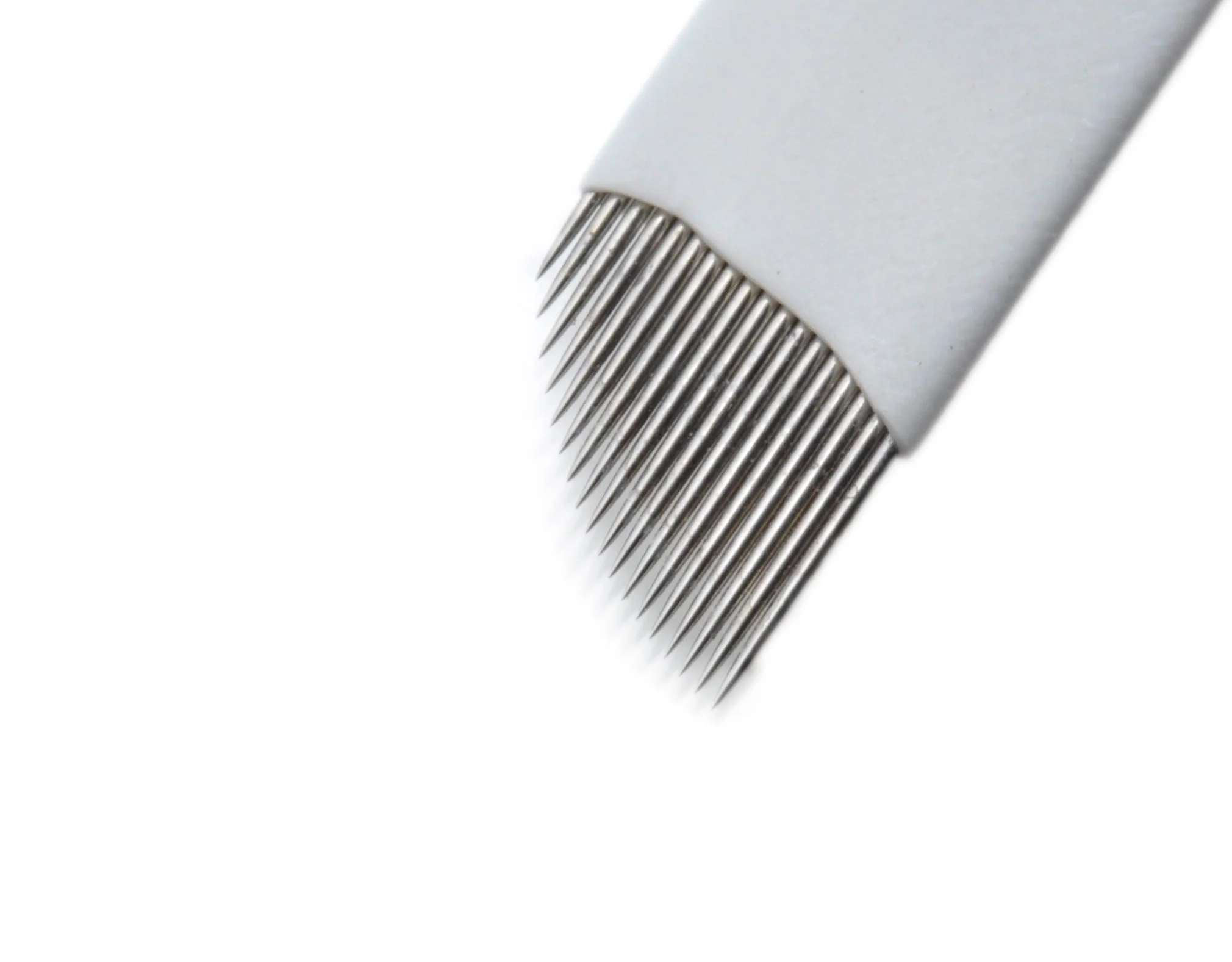 18-pin-microblading-blade.jpg