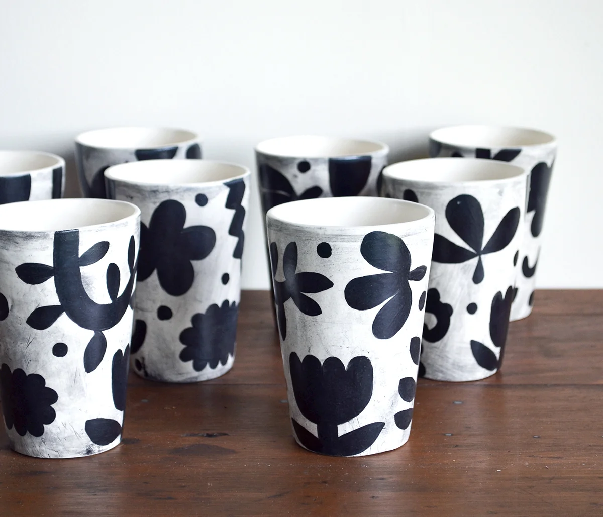 blackandwhitecupslores.jpg
