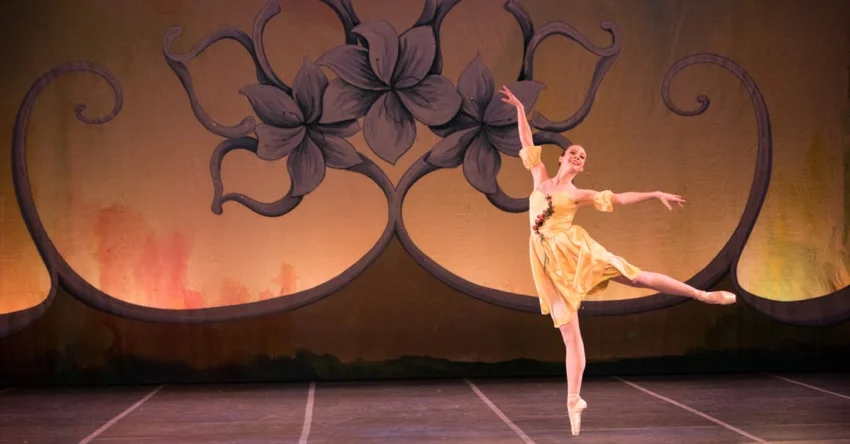 Edmonds_holidays_Nutcracker.jpg