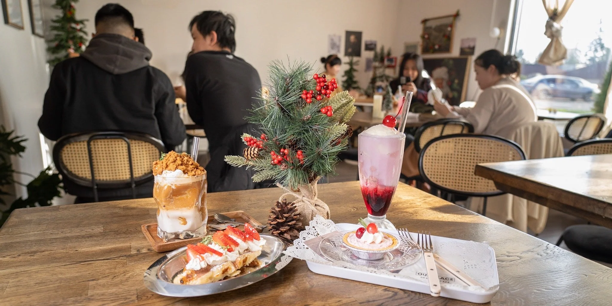 Satisfy Your Sweet Tooth in Edmonds This Holiday