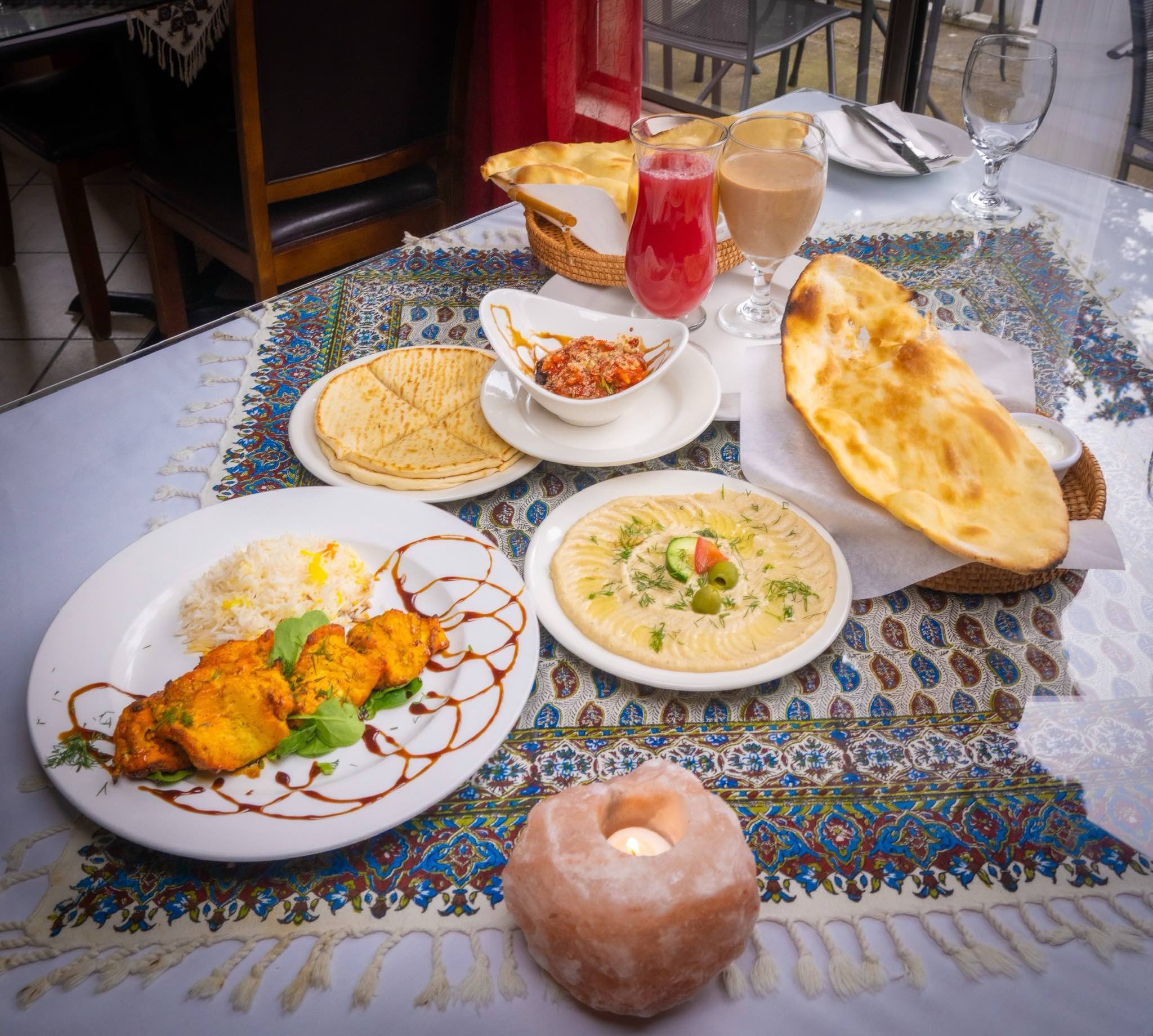 Shop + Dine Through Edmonds This Holiday Season