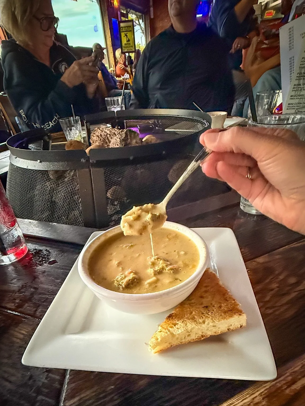🥣 Cozy season is here&mdash;and Edmonds is serving up serious comfort. 🍂

Whether you&rsquo;re craving something steamy, flaky, or saucy, downtown&rsquo;s got you covered. A few we love when the Big Dark arrives:

🥄 Soup of the Day @rorysofedmonds