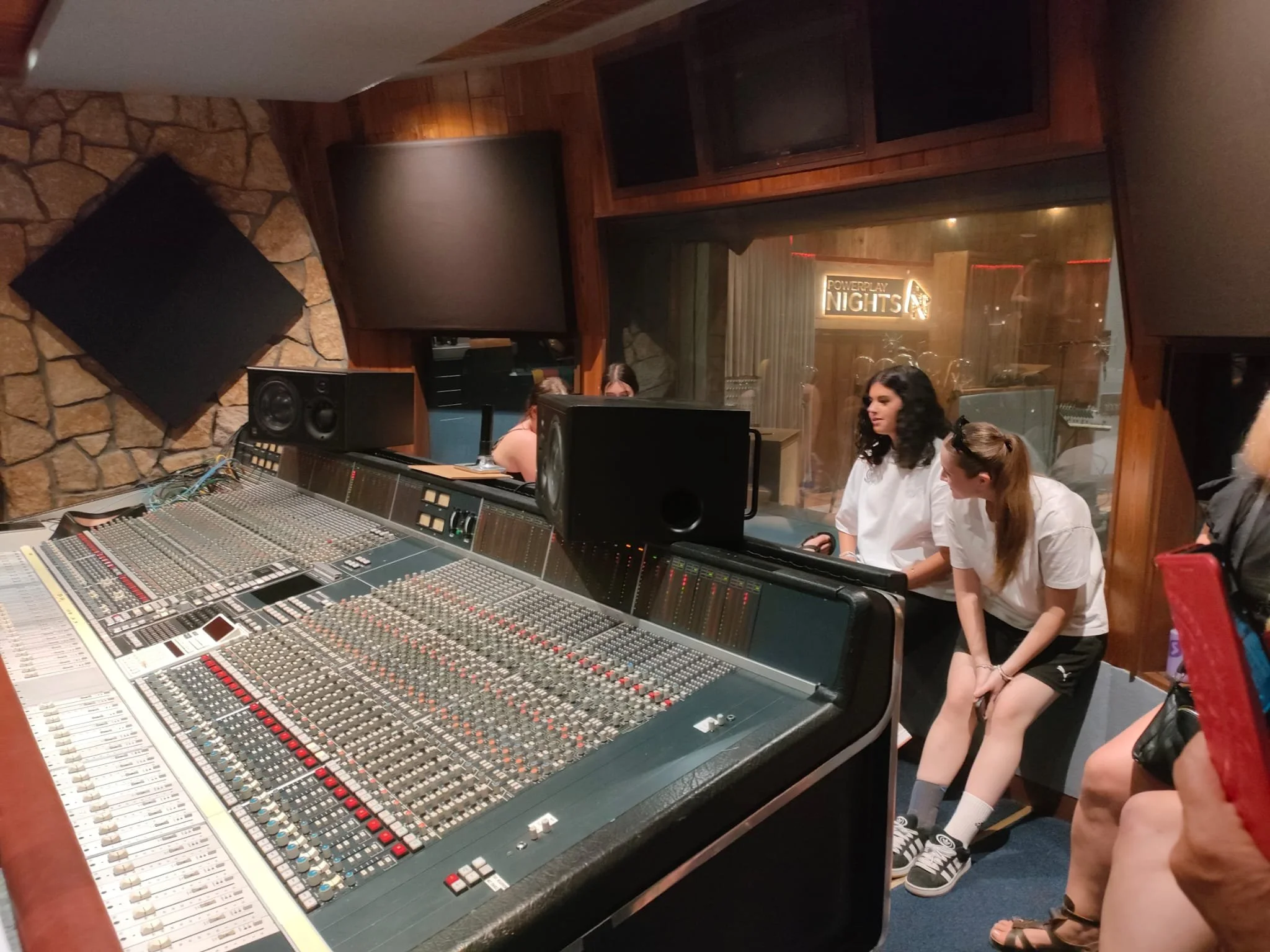 KKA featuring Backstreet Boys: Ein Team, ein Song