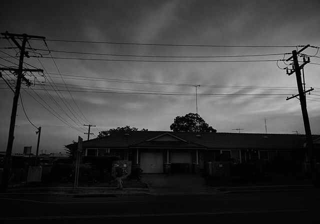 When sunset is so nice but you gotta miss it because your edges aren&rsquo;t straight ...
🌅
Black-and-white or colour, please?
🌅

#OlympusInspired
#NikCollection 
#captureone
#BlackandWhiteIsWorthTheFight
#bnw_sundays
#blackandwhite
 #bw 
#monochro