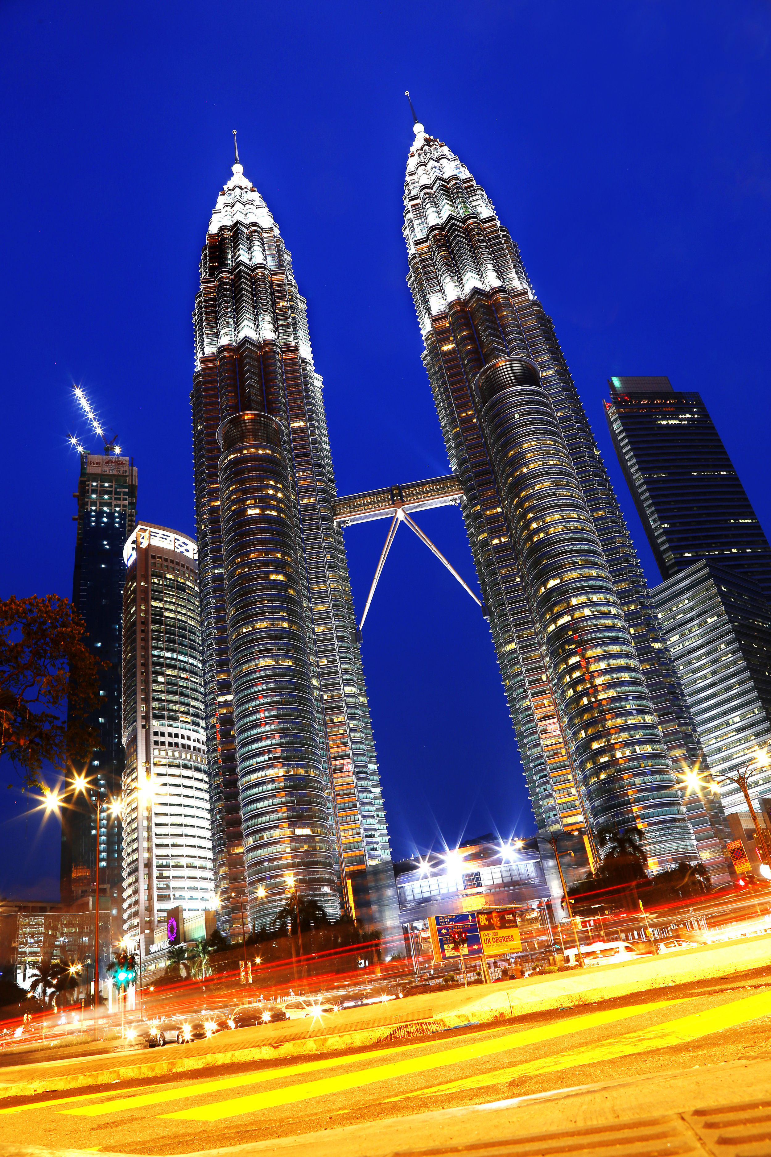 petronas_towers.jpg