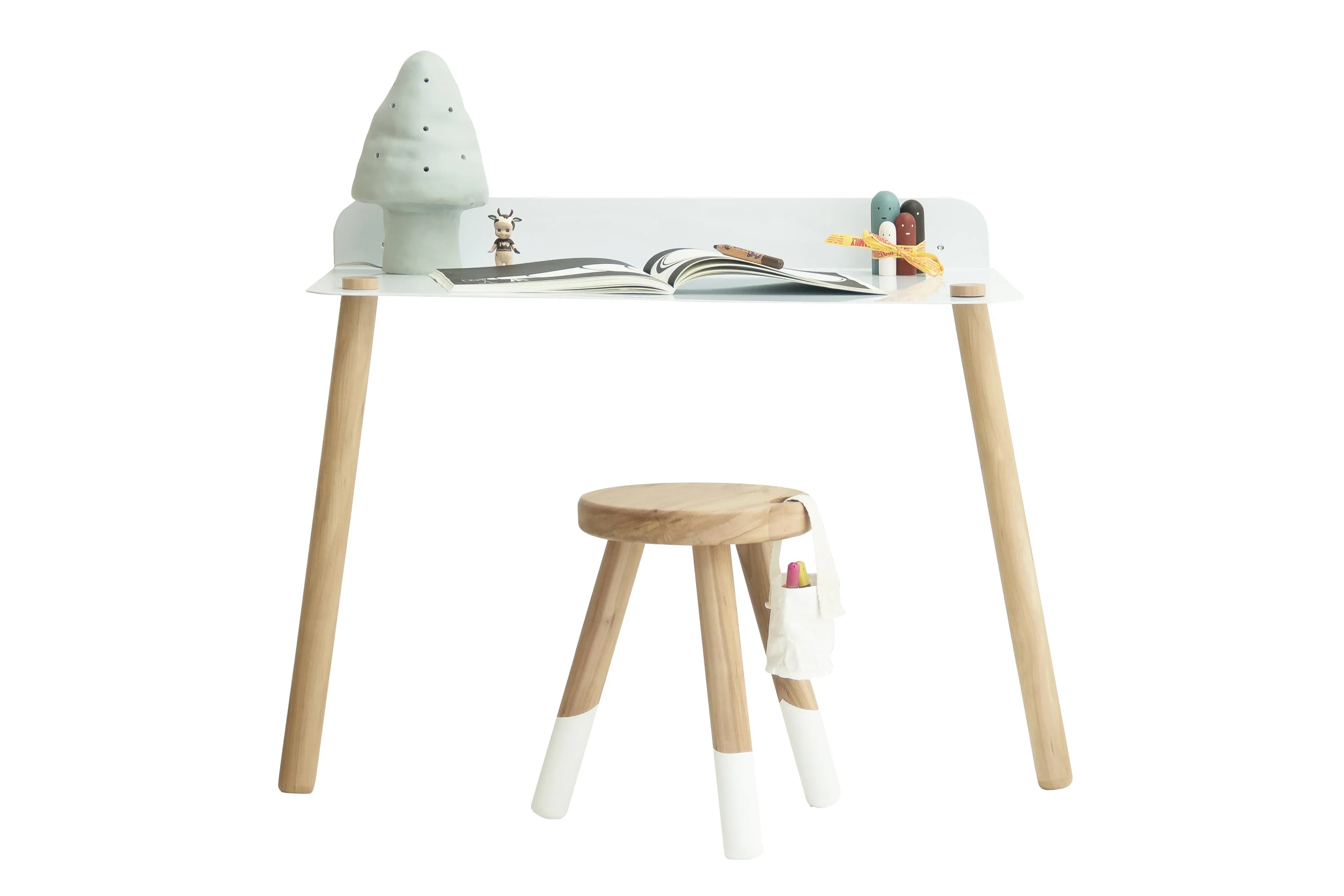 KH Oriente Desk 1.jpg