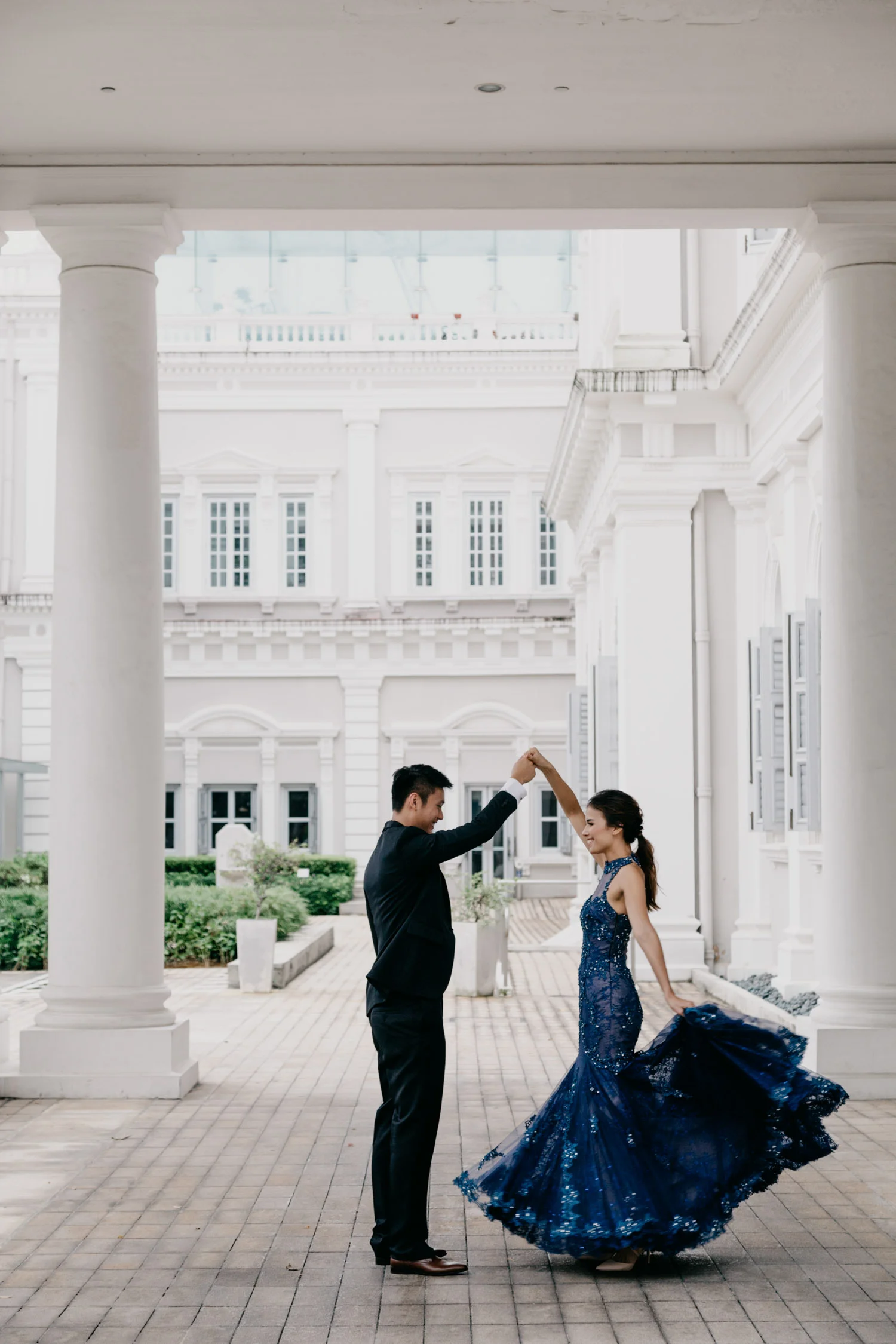 dark blue wedding cheongsam ccm wedding.jpg