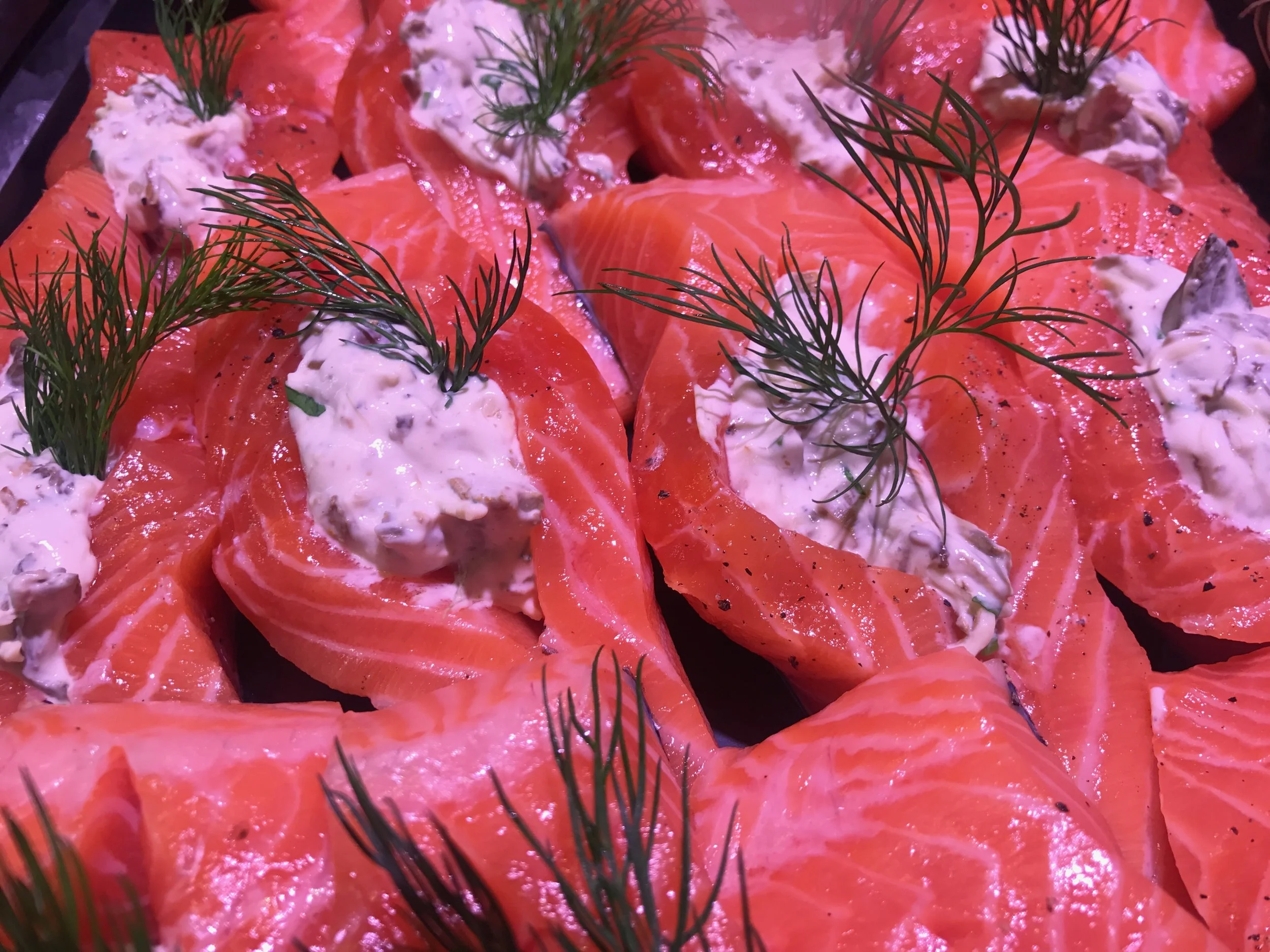 Lohitaskut suppilovahverotäytteellä