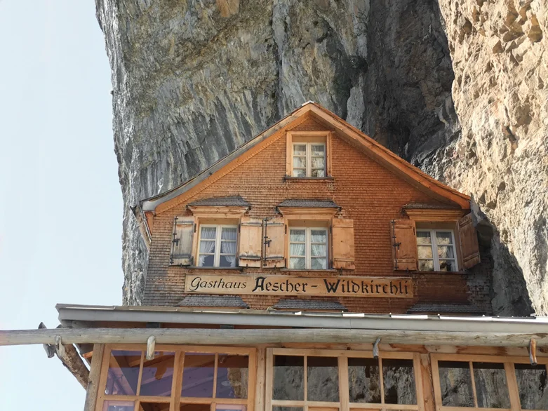 switzerland / inspire styling