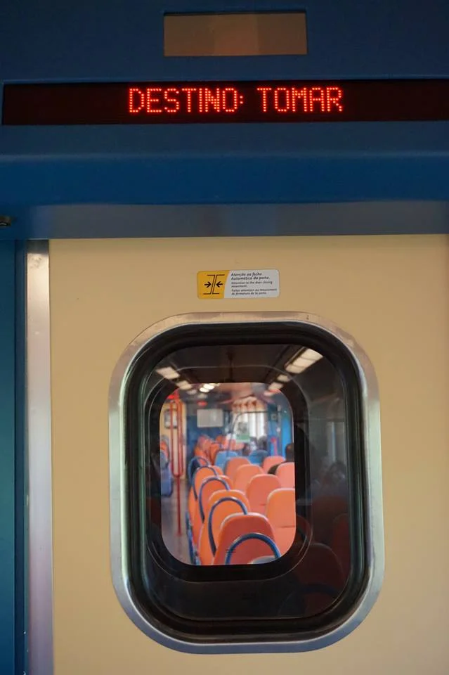 Le train qui mène à Tomar depuis Lisbonne dure moins de 2 heures
