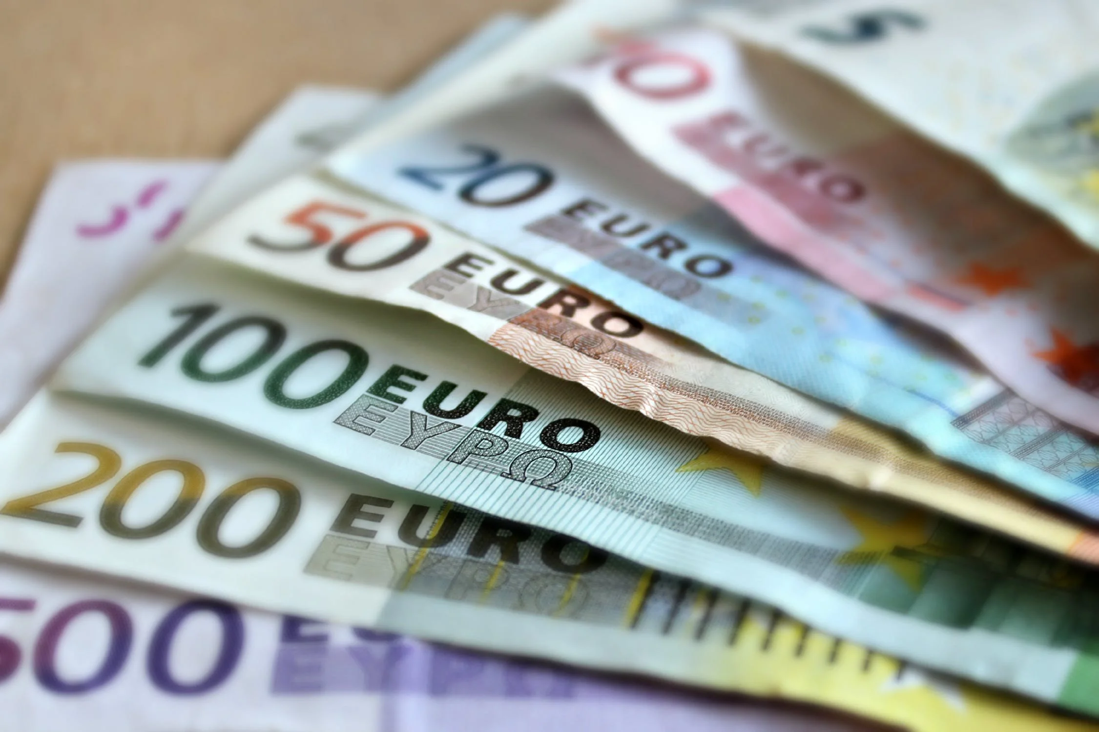 Augmentation du salaire minimum au Portugal : le Medef portugais promet une « surprise » et un montant supérieur à 600 euros en 2019