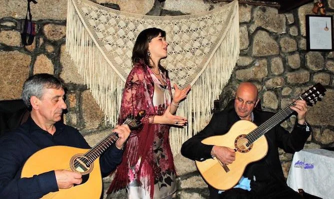 Écouter du fado est une bonne alternative quand on visite Lisbonne en hiver, et même en été
