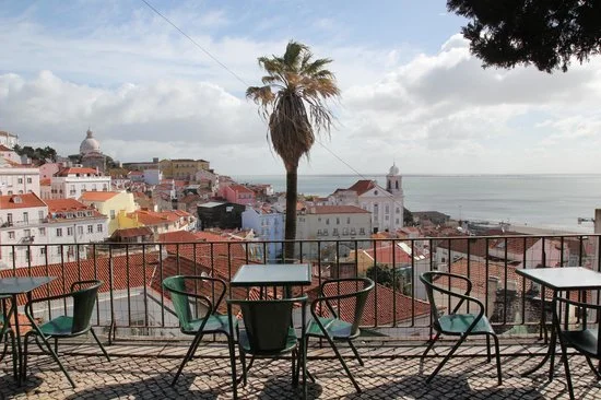 Enjoy a break in the sun to rest at the viewpoint of Santa Luzia