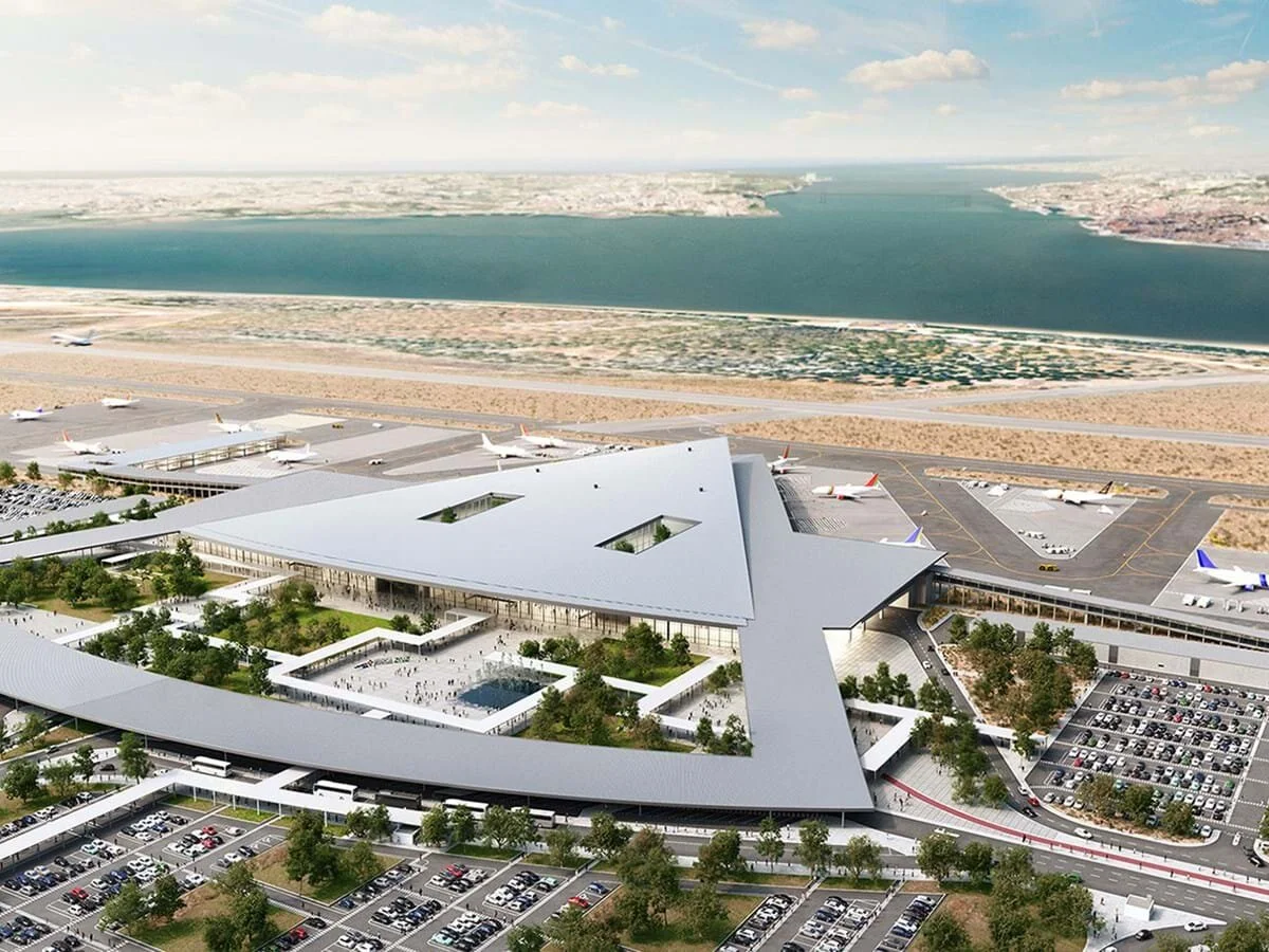 L’aéroport de Montijo annulé