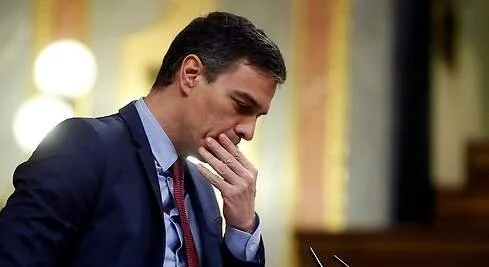 70% des Espagnols considèrent la gestion du coronavirus par le gouvernement comme une désastre et souhaitent le voir « payer pénalement »