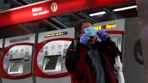 Un espagnol sur deux pense que le coronavirus a une origine "intentionnelle"