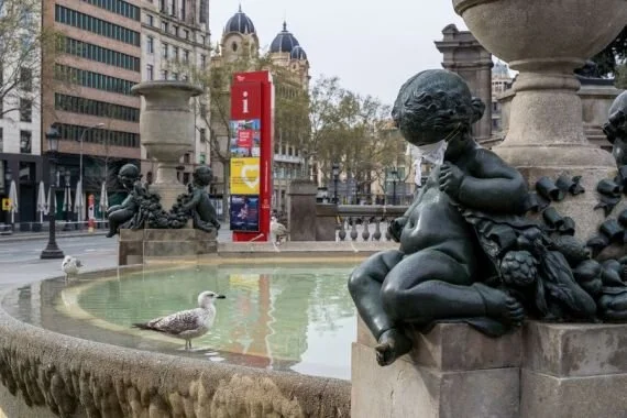 Les habitants de Barcelone invités à se confiner chez eux