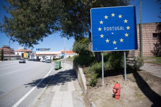 Le Portugal et l'Espagne décident de maintenir leur frontière ouverte avec des mesures «chirurgicales»