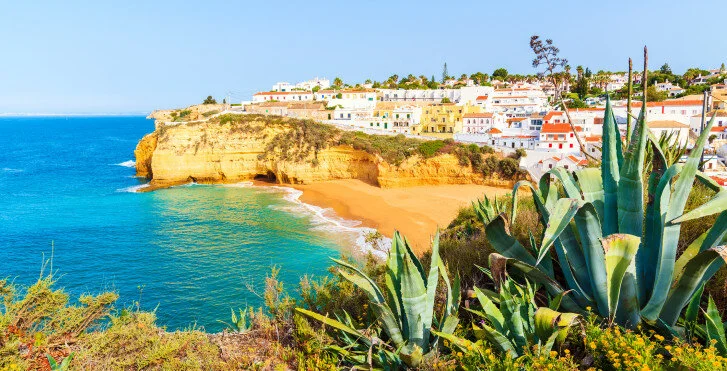 Retour de l'ancien statut RNH en Algarve : le parlement portugais vote non
