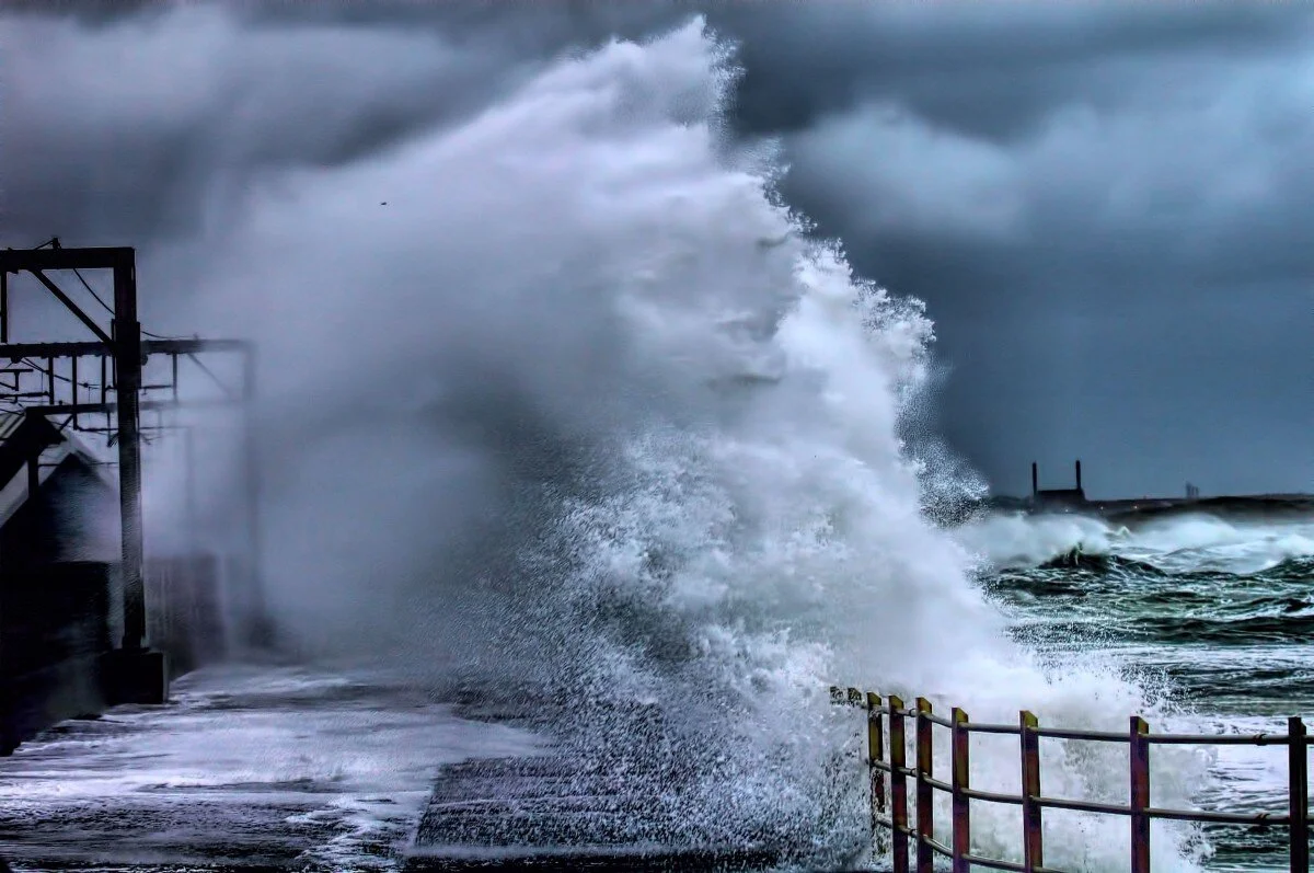 Storm Barbara: all of Continental Portugal under orange weather alert, 130 km/h expected