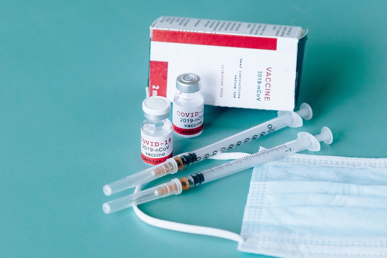 24% des espagnols souhaitent se faire vacciner dès que possible, 40% pensent qu'il y a une conspiration derrière le vaccin