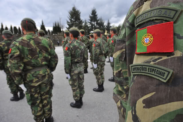 Le Portugal n'est plus un "pays pleinement démocratique"