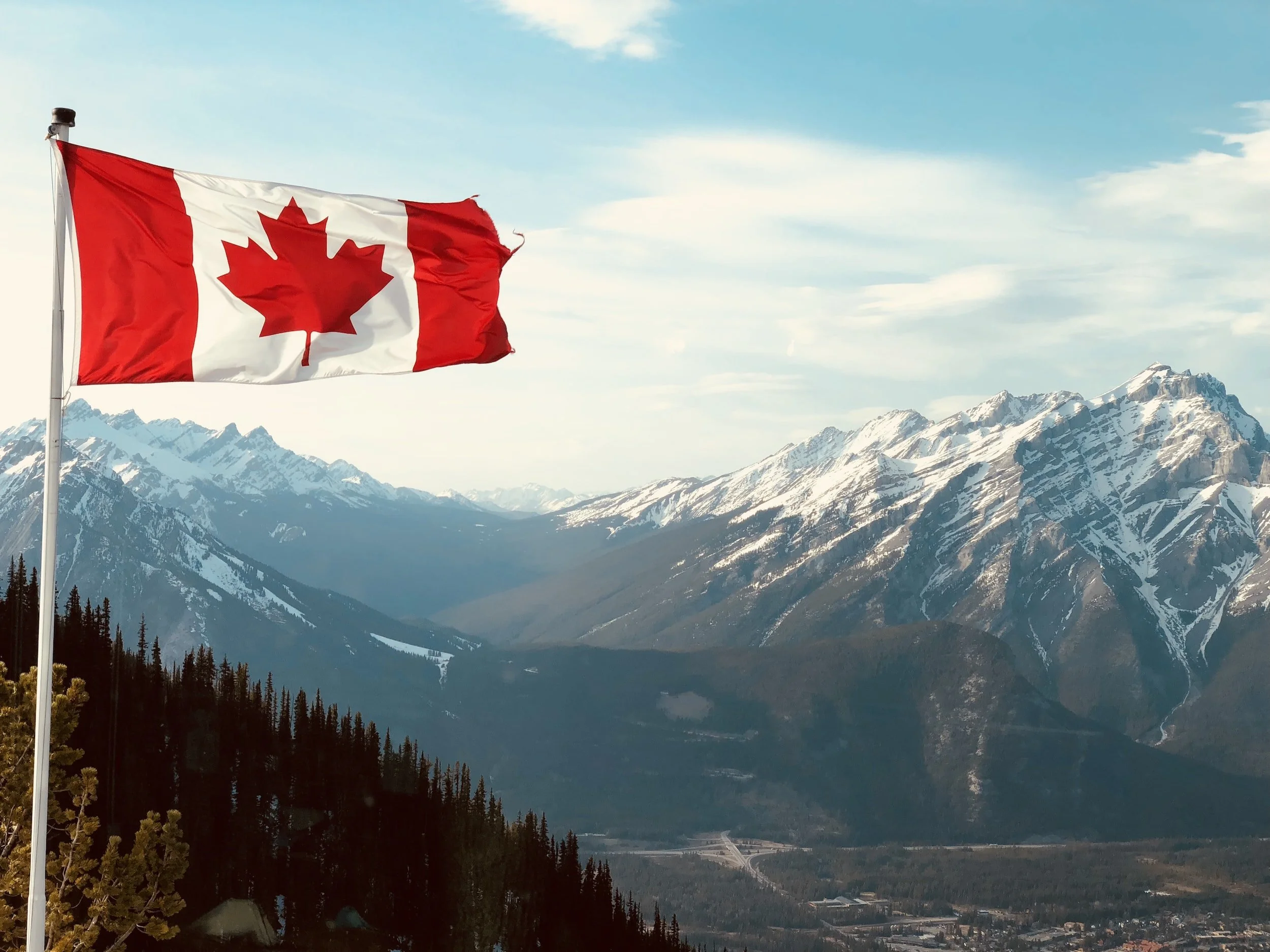 Le Canada interdit aux étrangers d'acheter des maisons