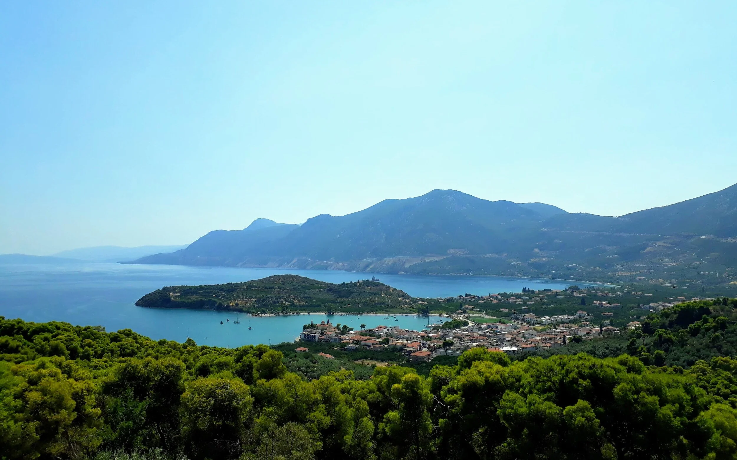 9 good reasons to live in the Peloponnese