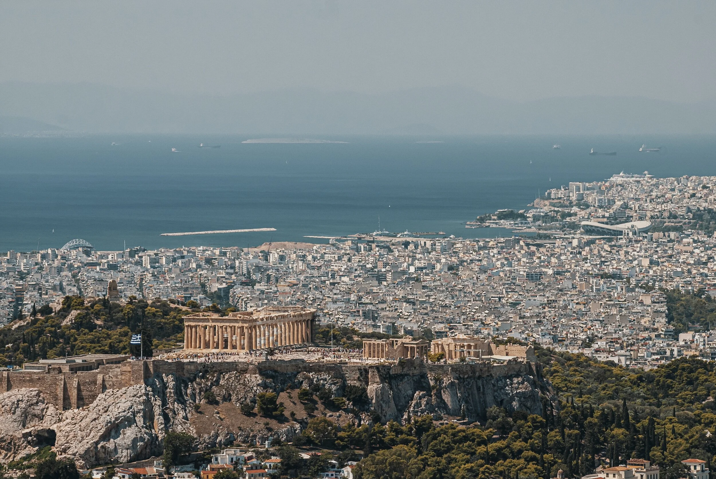 9 good reasons to live in Athens