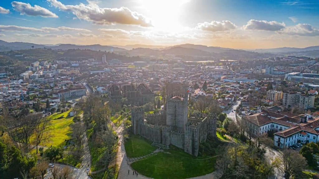 9 Bonnes Raisons de Partir Vivre à Guimarães