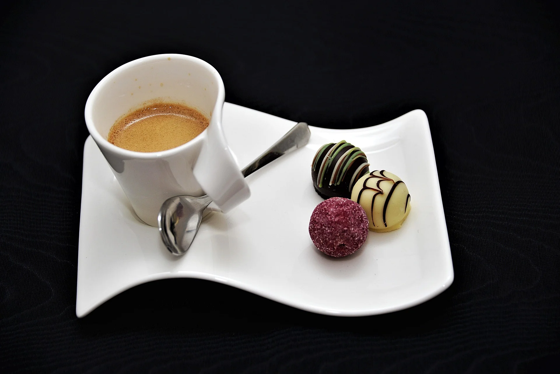 espresso-2892357_1920.jpg