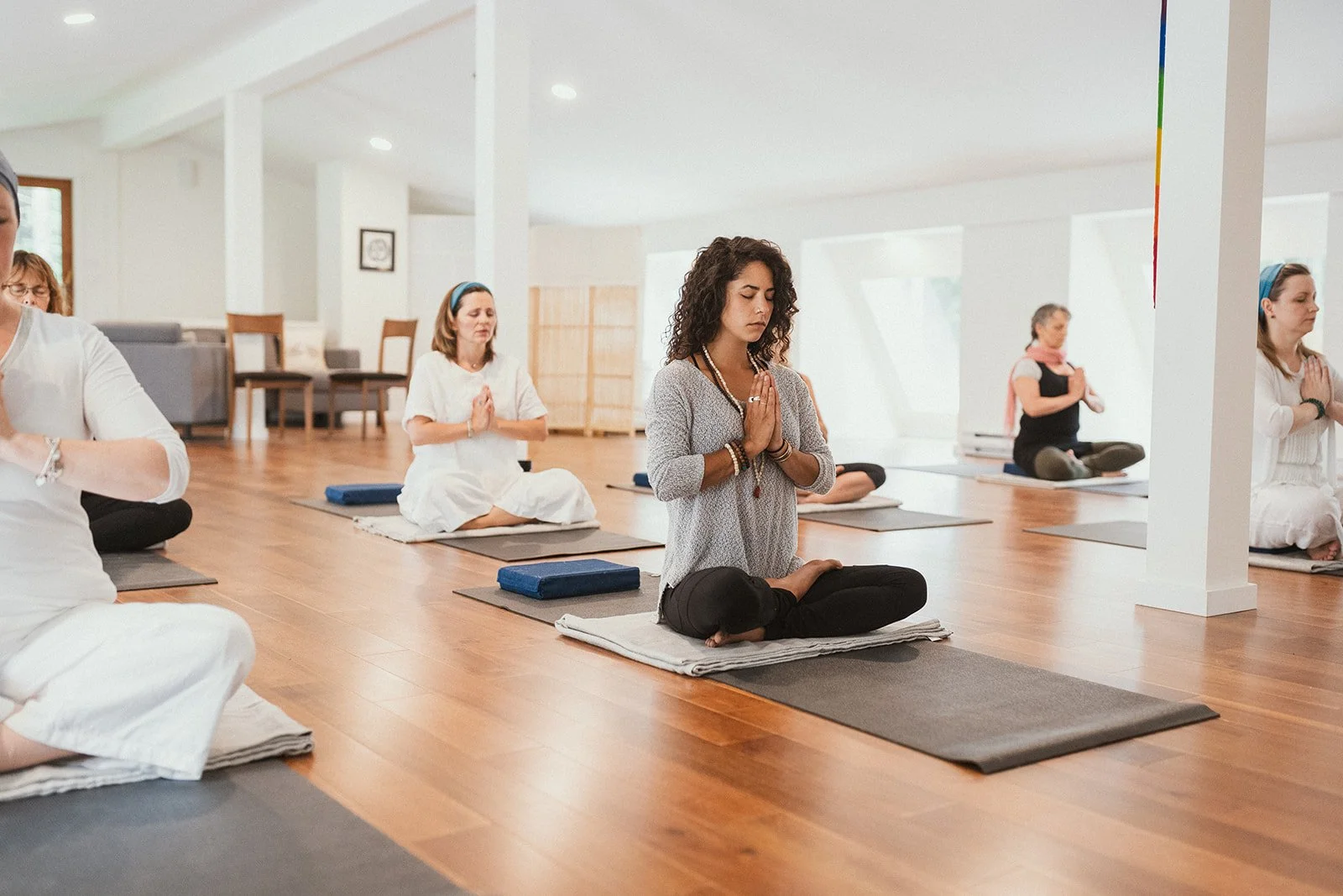 White Raven Collective - Kim Jay Photo-10_websize.jpeg