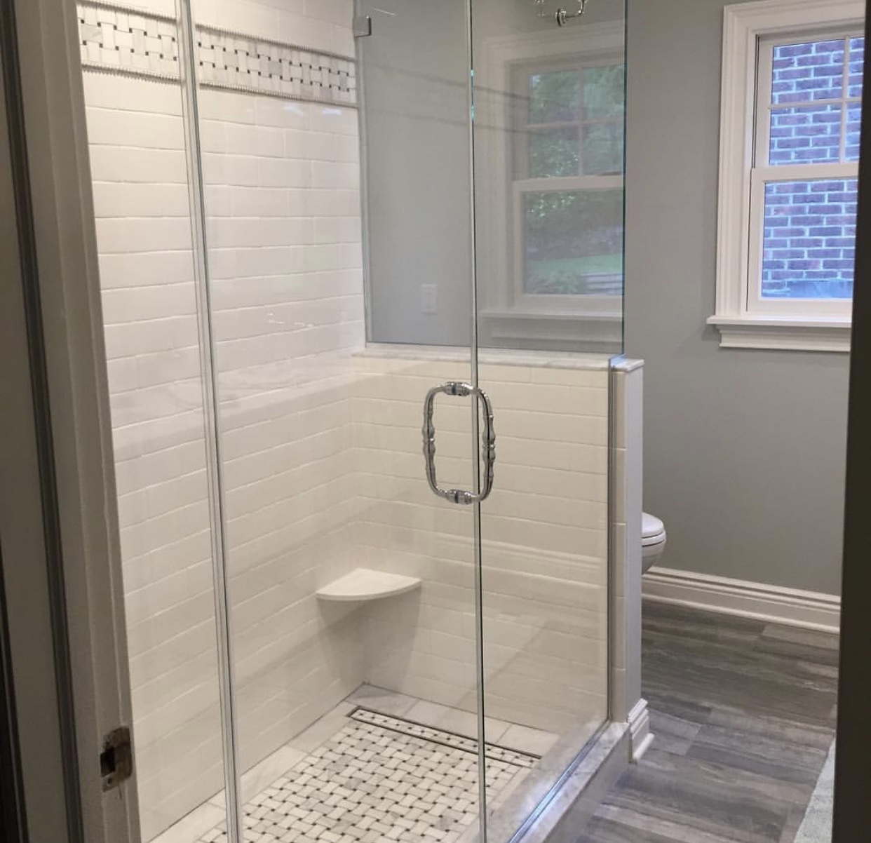 USR hall bath.jpg