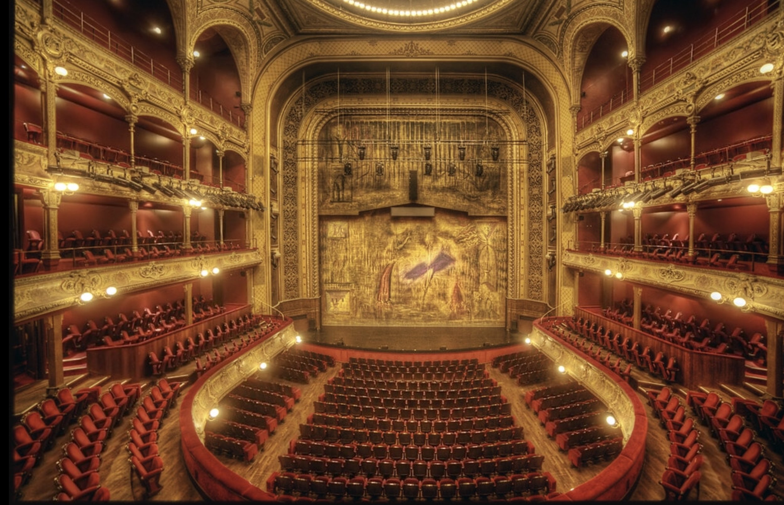 Концертные залы парижа. Театр Шатле в Париже. Опера Гарнье в Париже зал. Театр Гранд опера в Париже. Гарнье театр Гранд опера.