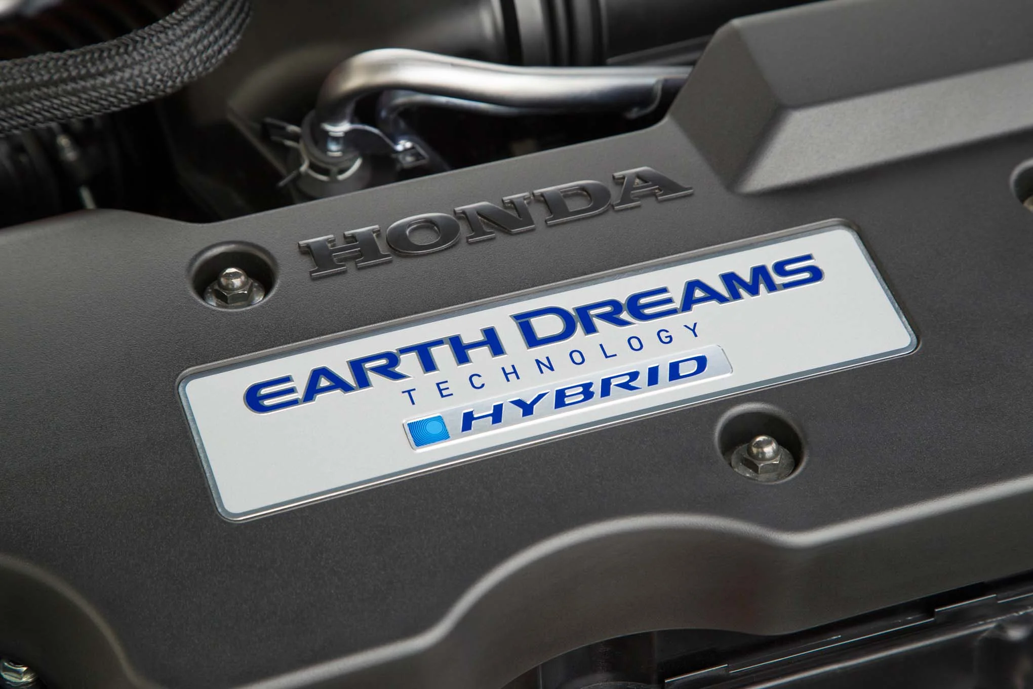 Hybrid-engine-cover.jpg