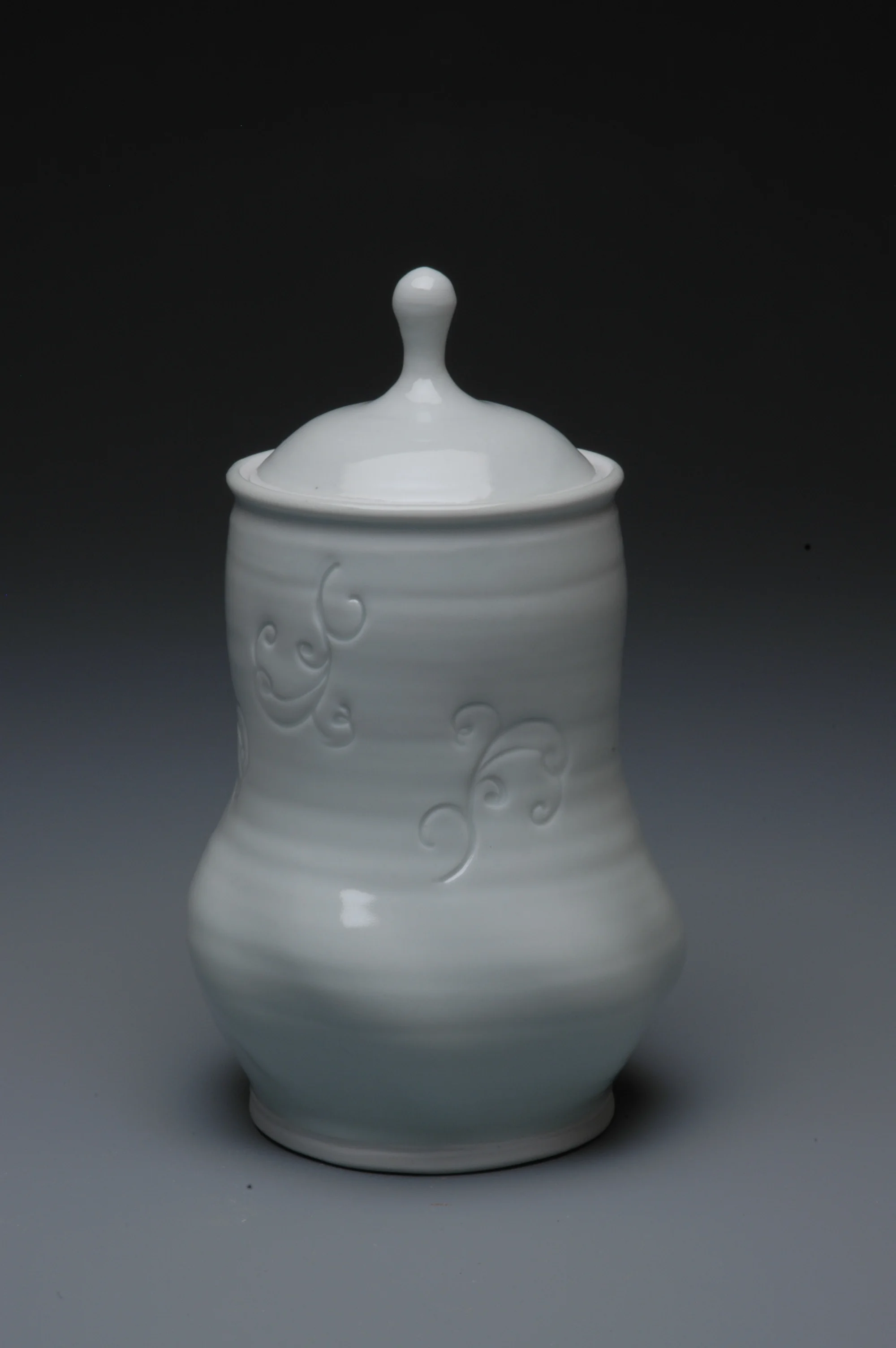 Rebecca Coffman, Lidded Vessel