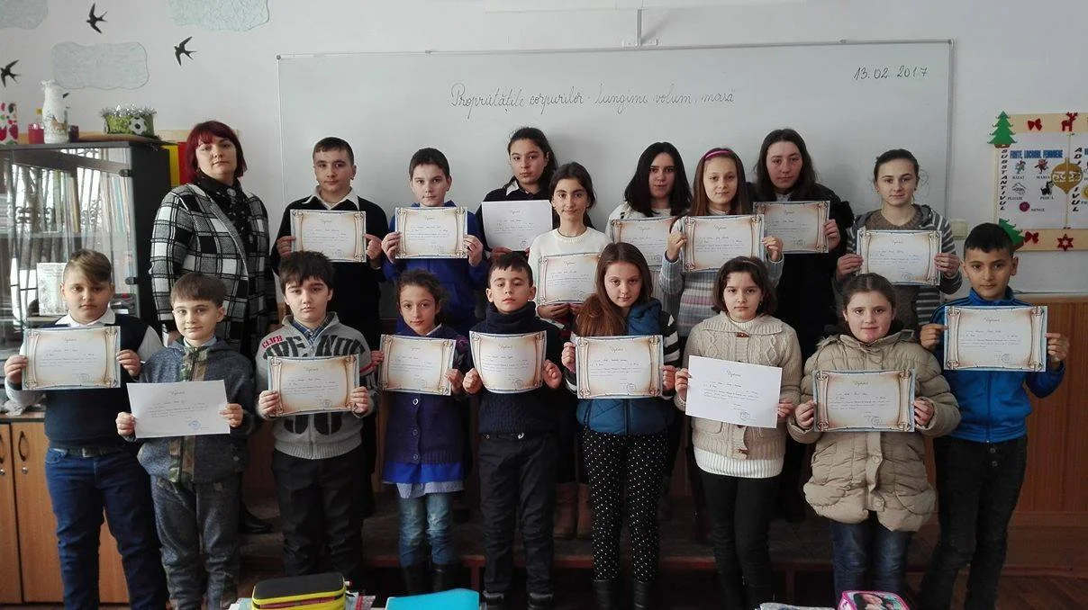 Scoala-Gimnaziala-sat-Dirvari-jud.-Prahova2.jpg