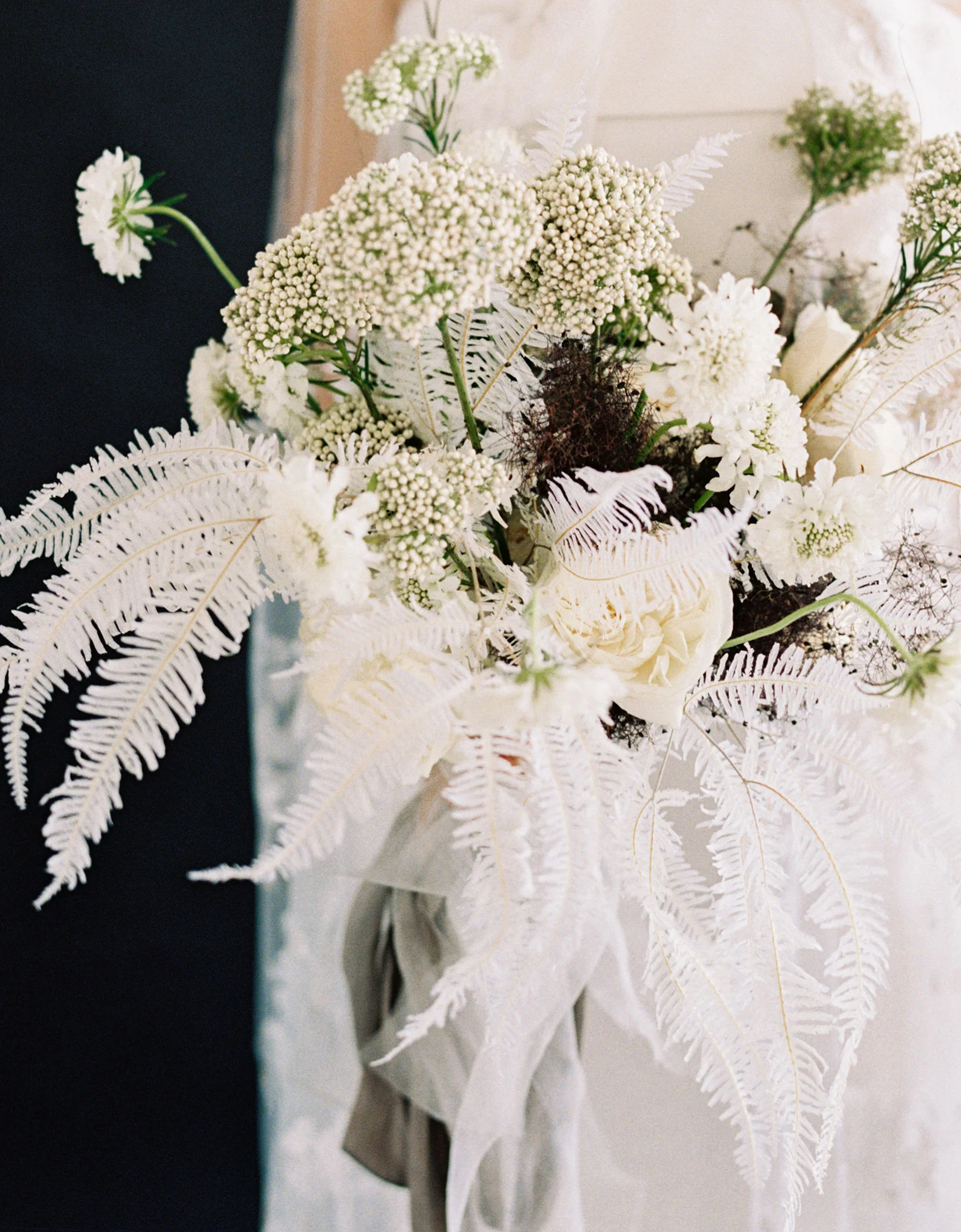 SALLYPINERA_FOURSEASON_BRIDALFASHION_WEDDING_-320.jpg