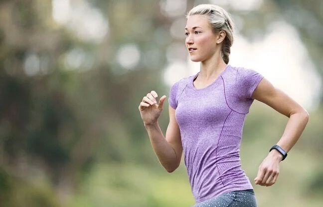 648x415_bracelet-connecte-microsoft-band-vendu-etats-unis-199-dollars copy_preview.jpeg