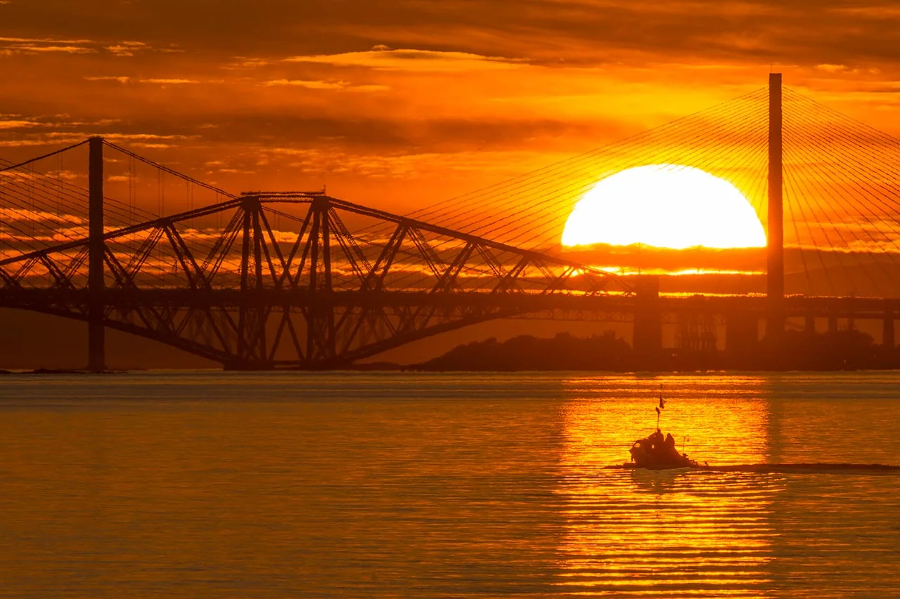 3-bridges-with-boat-ultimate-3x2-1280-wee.jpg