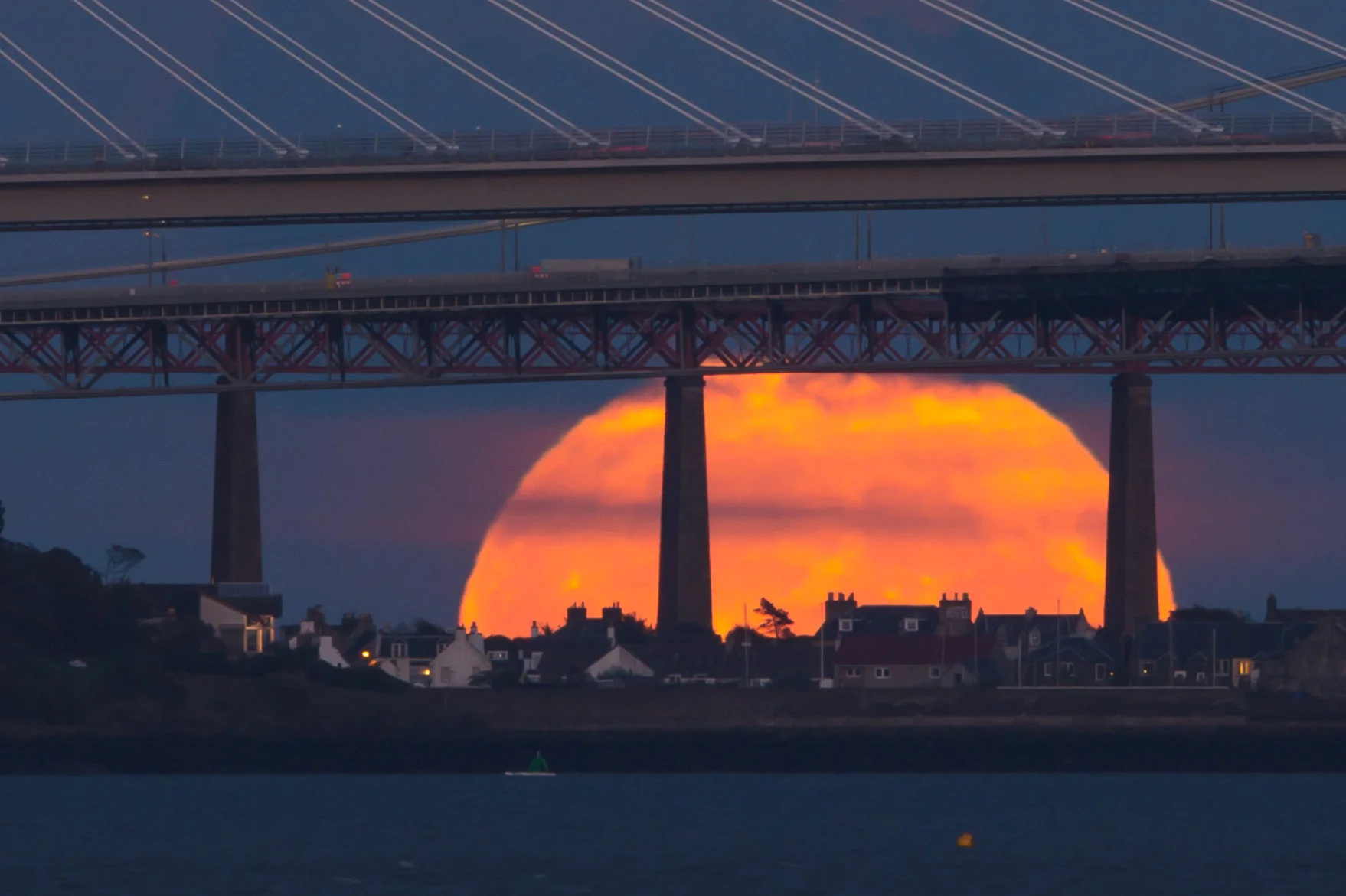 under-the-bridge-1280-wee.jpg