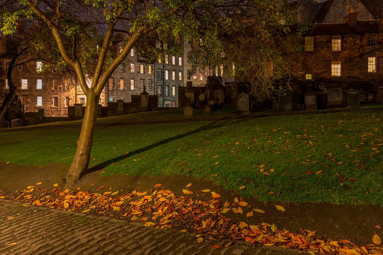 greyfriars-night-scene-1280-wee.jpg