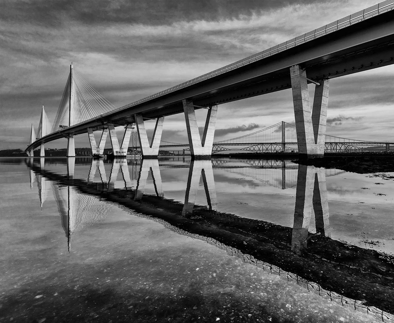 QC-slack-tide-reflection-BW-1280-wee.jpg