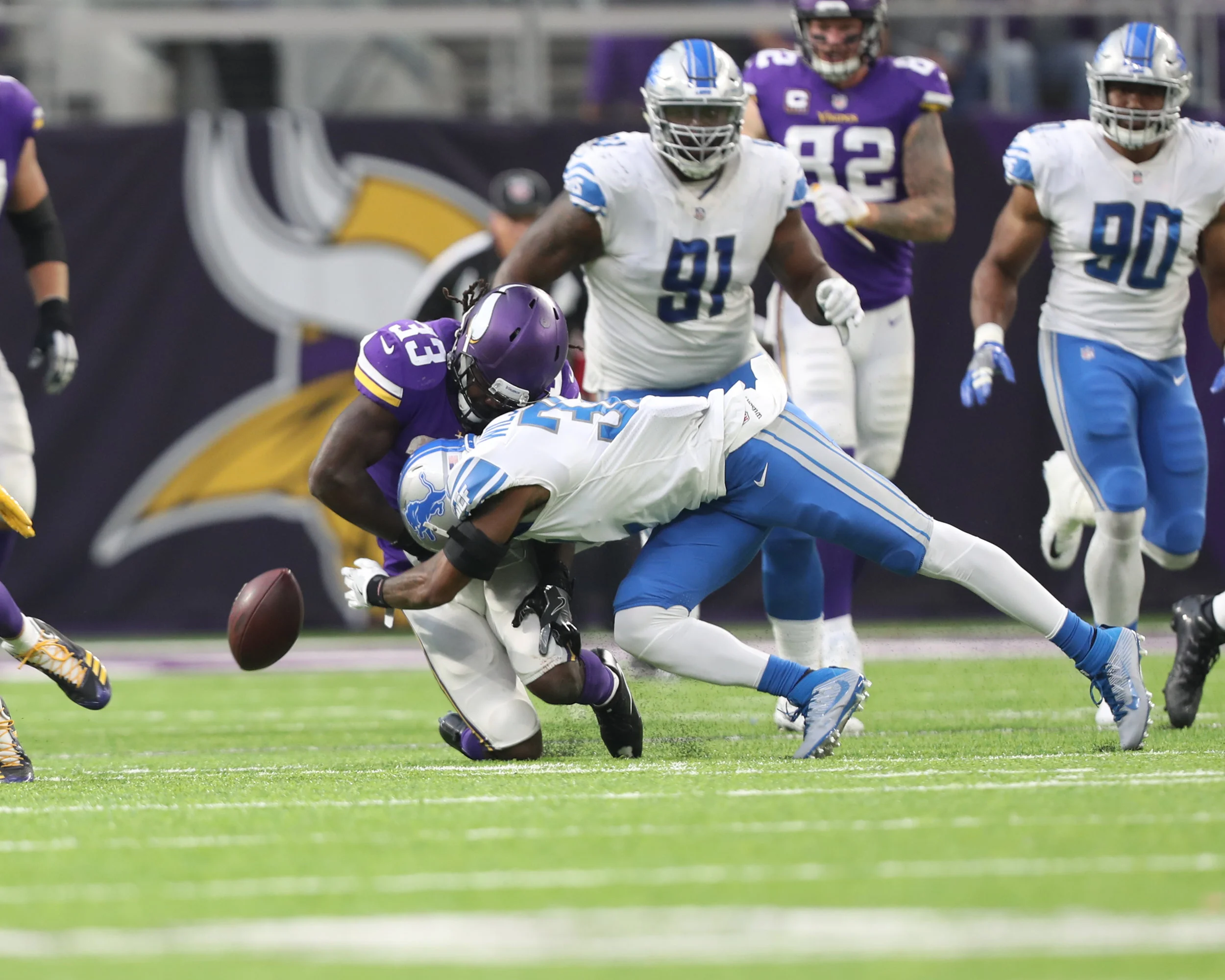 Dalvin Cook (33) / Tavon Wilson (32)