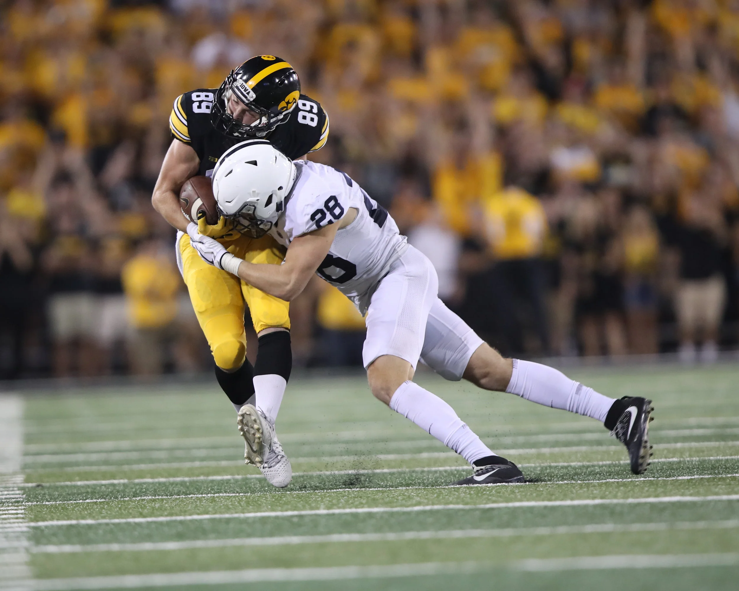 Troy Apke (Penn St) / Matt VandeBerg (89)
