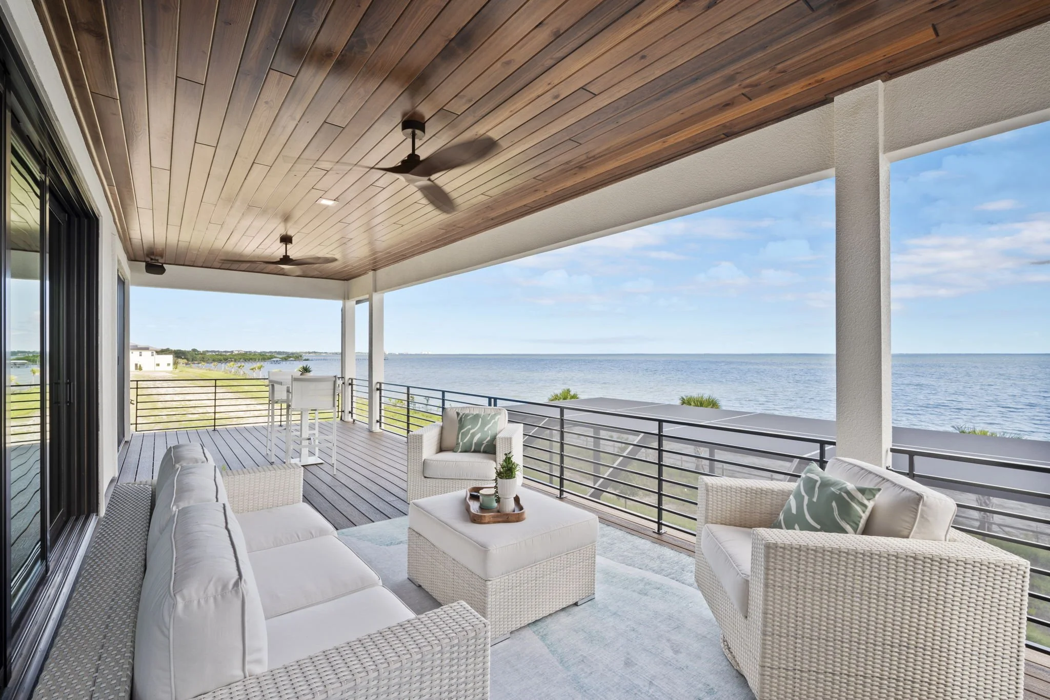 Valentina Balcony.jpg