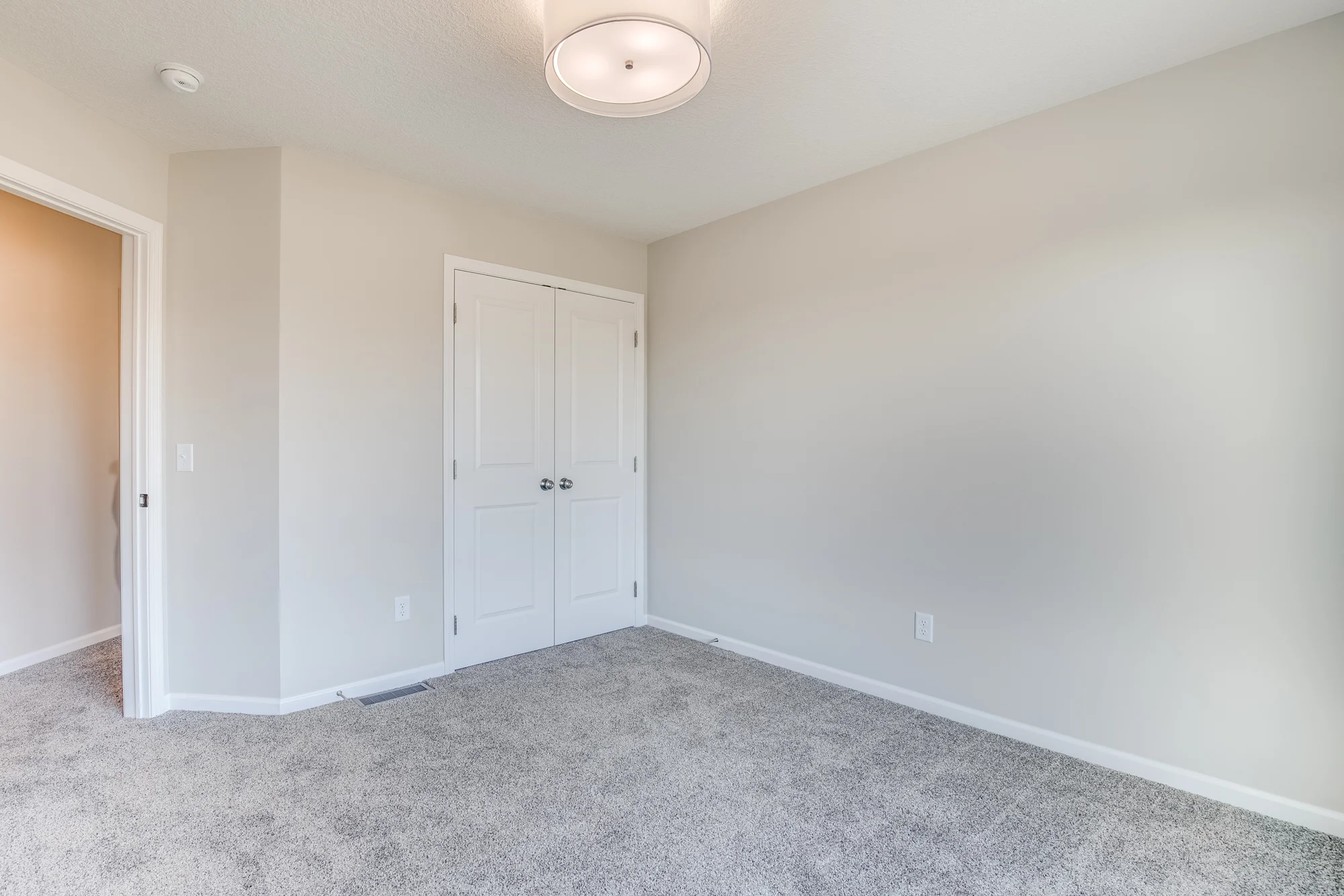 13737 Brunswick Ave S Savage Mn-126.jpg